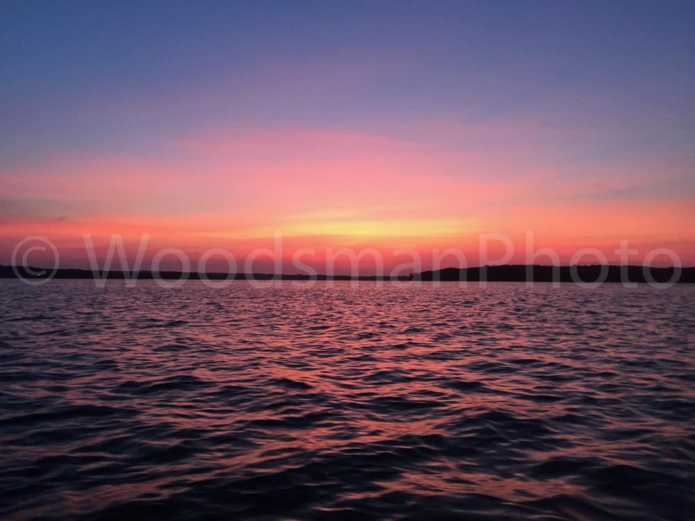 Dawn_over_the_Lake